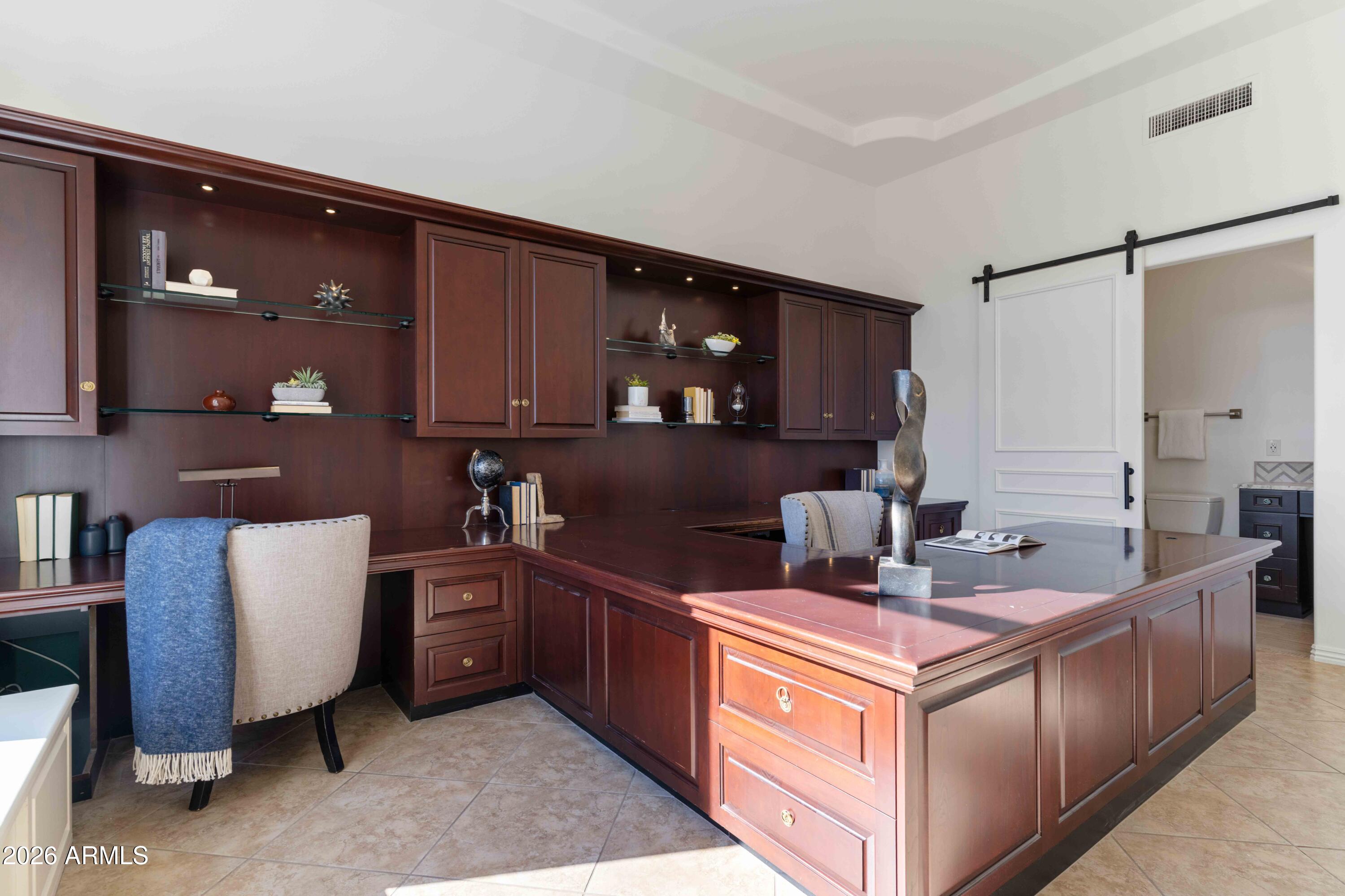 7126 E BLUEBIRD Lane