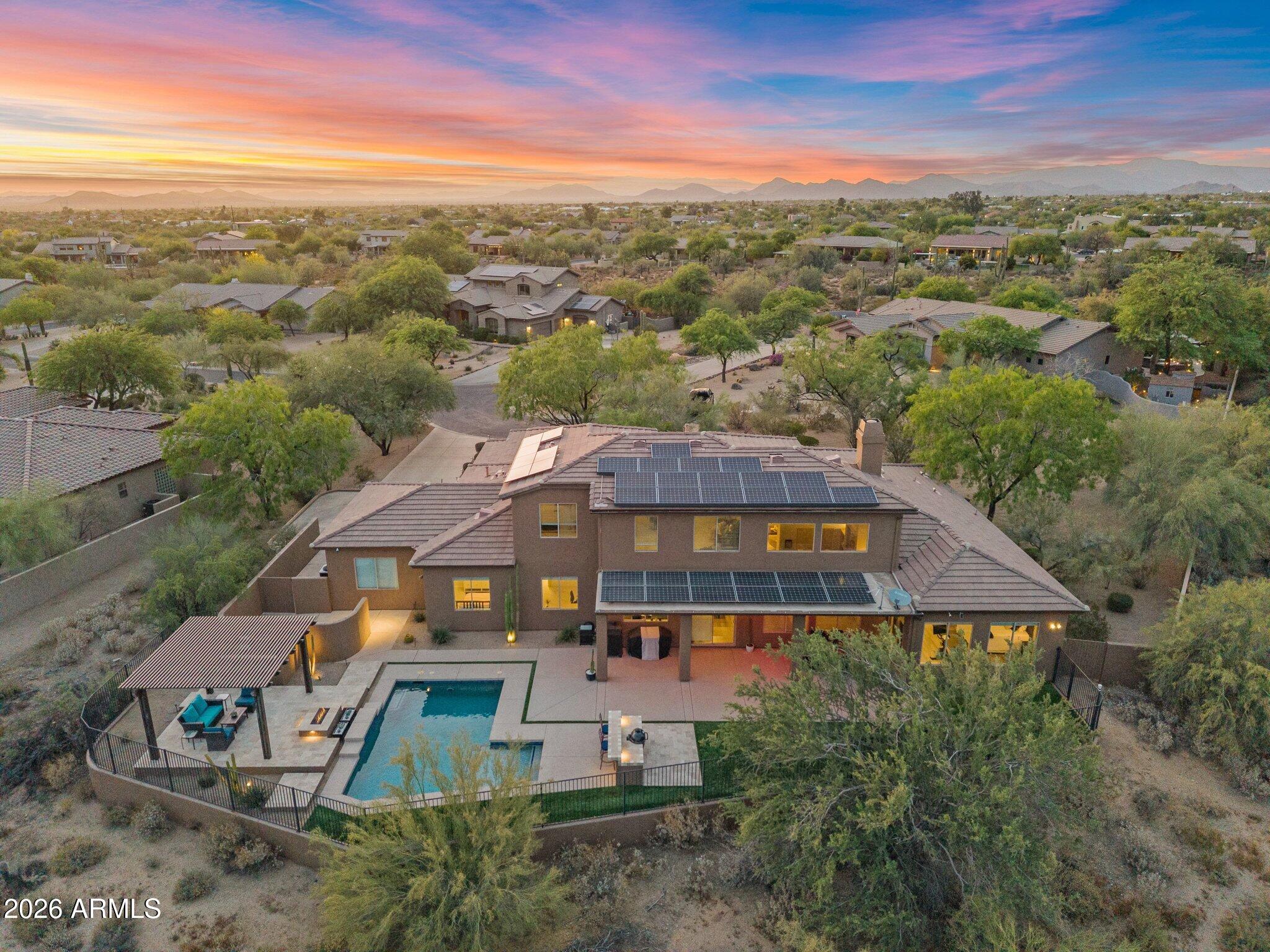 5869 E HEDGEHOG Place