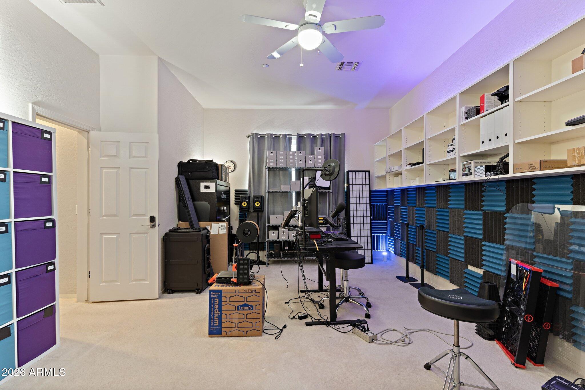 5869 E HEDGEHOG Place