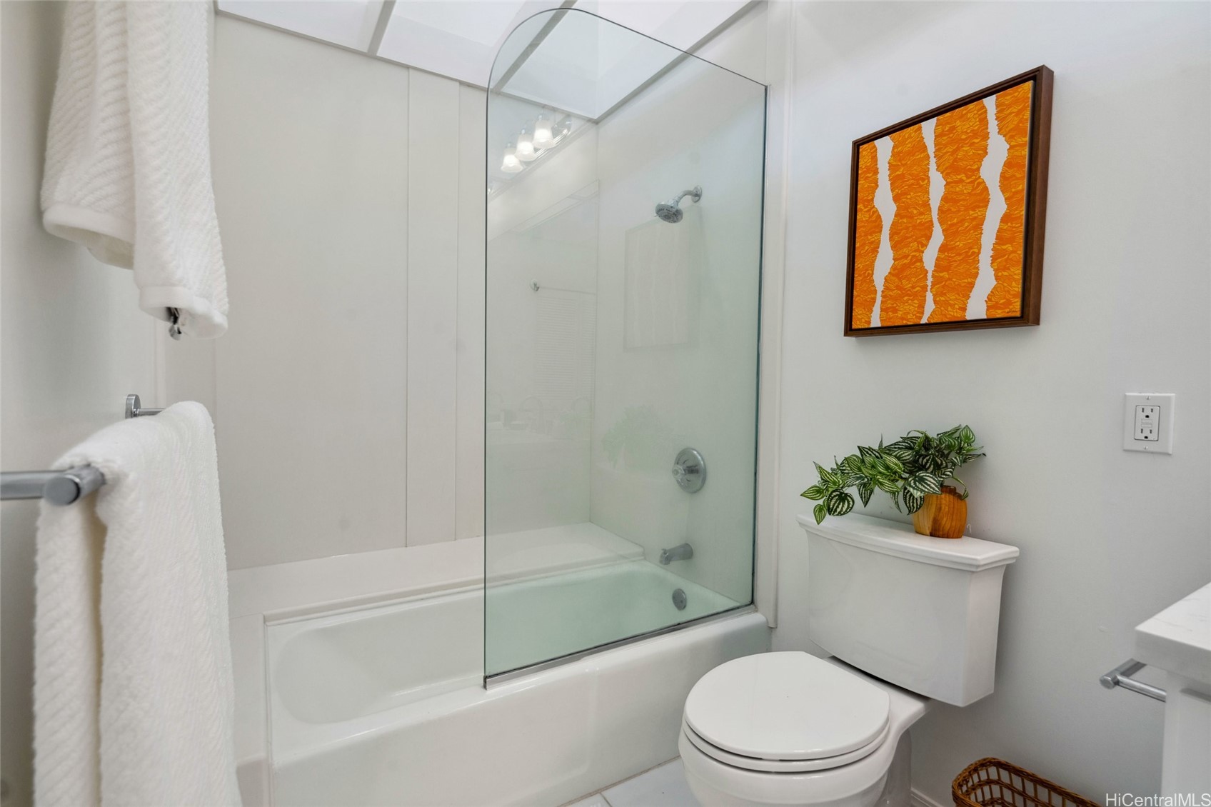 381 D Kaelepulu Drive 1104