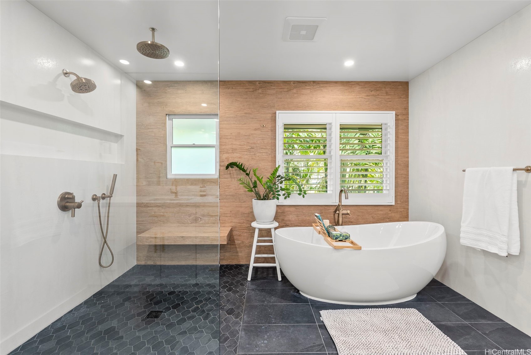 127 Mokumanu Drive
