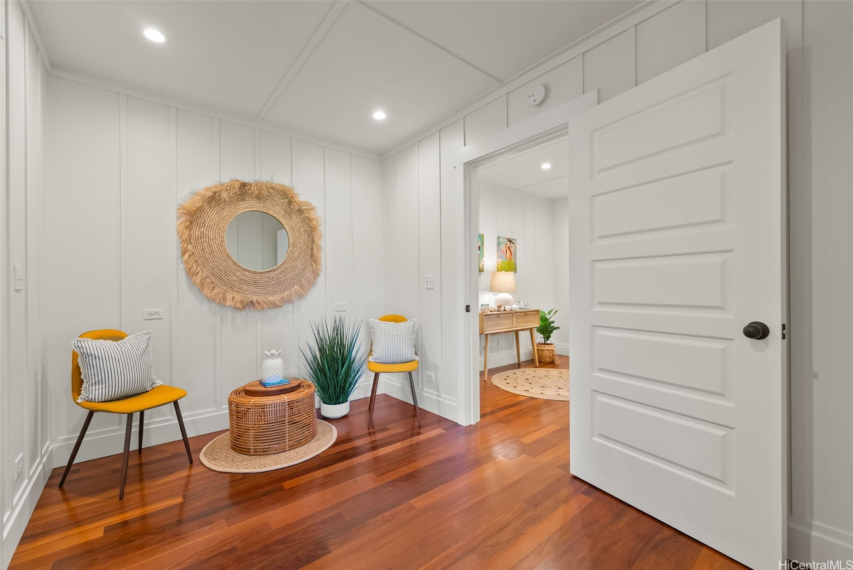 810 N Kalaheo Avenue F