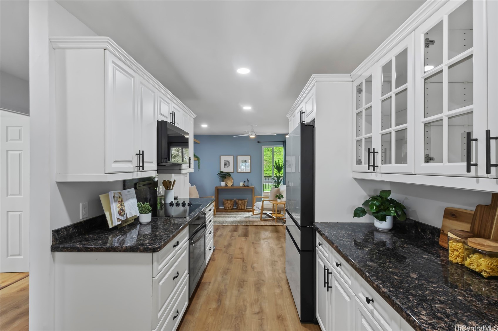 358 Kaelepulu Drive 702