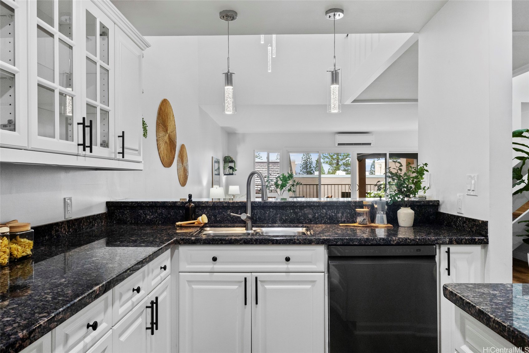 358 Kaelepulu Drive 702