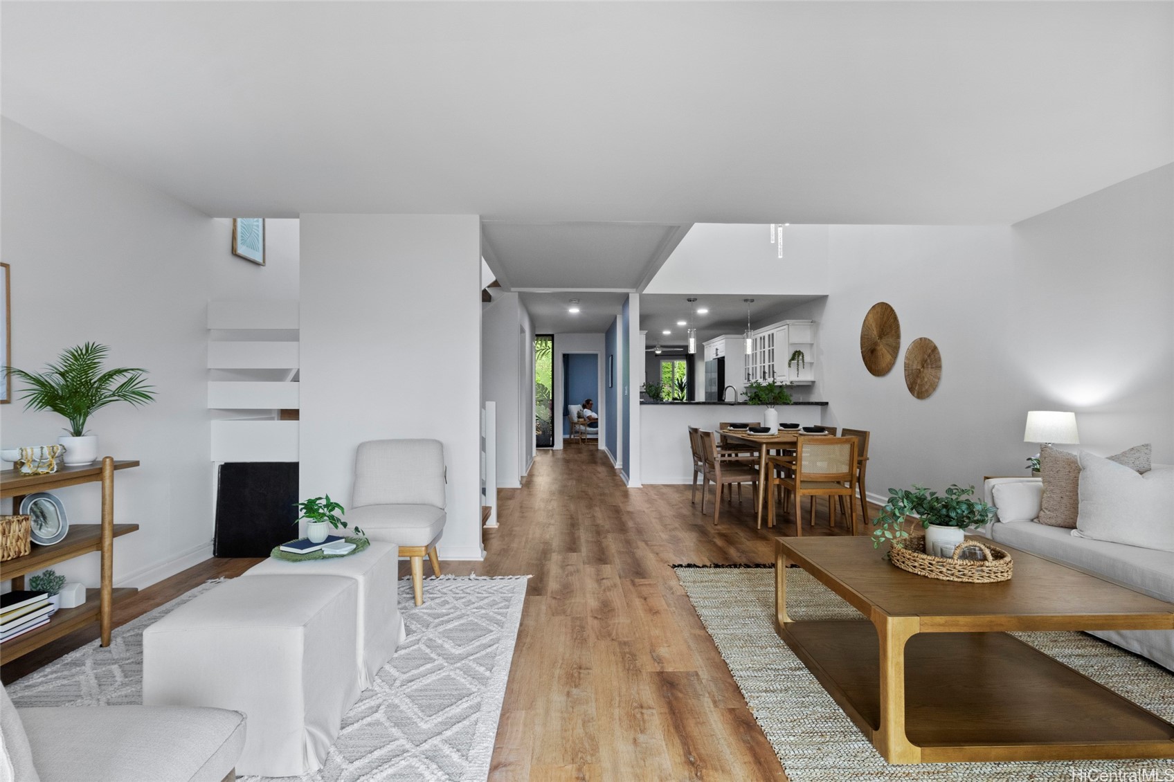 358 Kaelepulu Drive 702