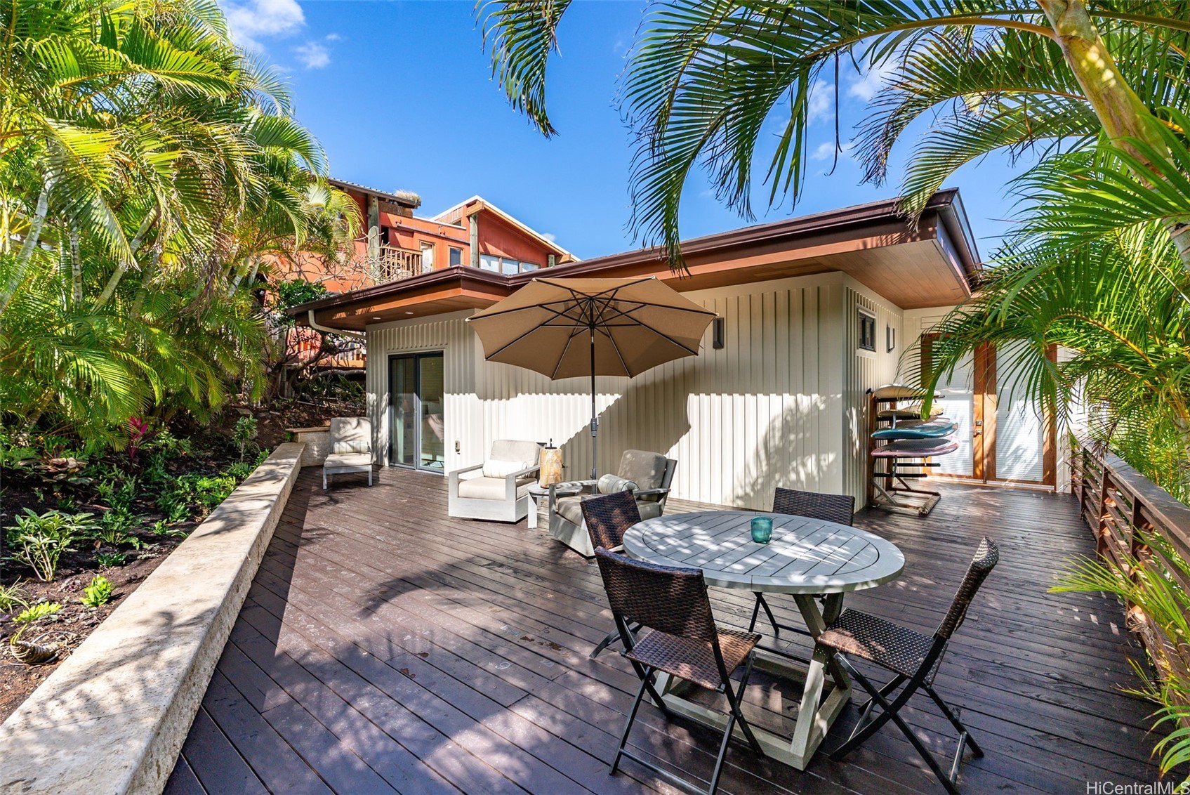 851 Aalapapa Drive