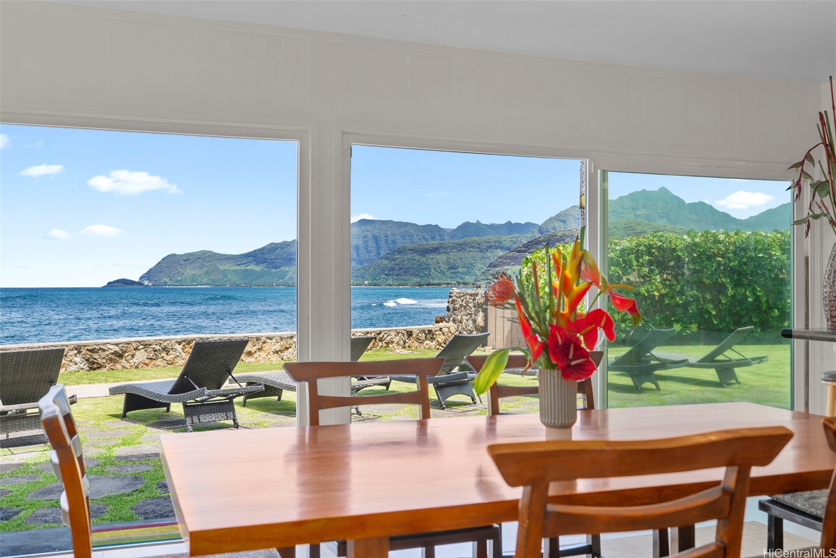 87-829 Farrington Highway