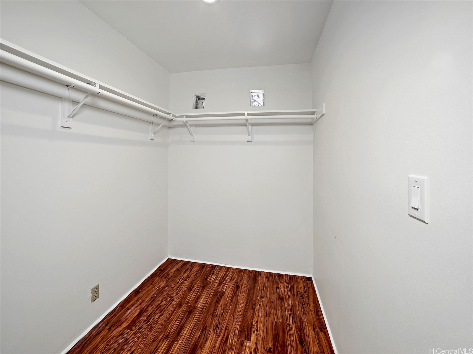 41-046 Hihimanu Street