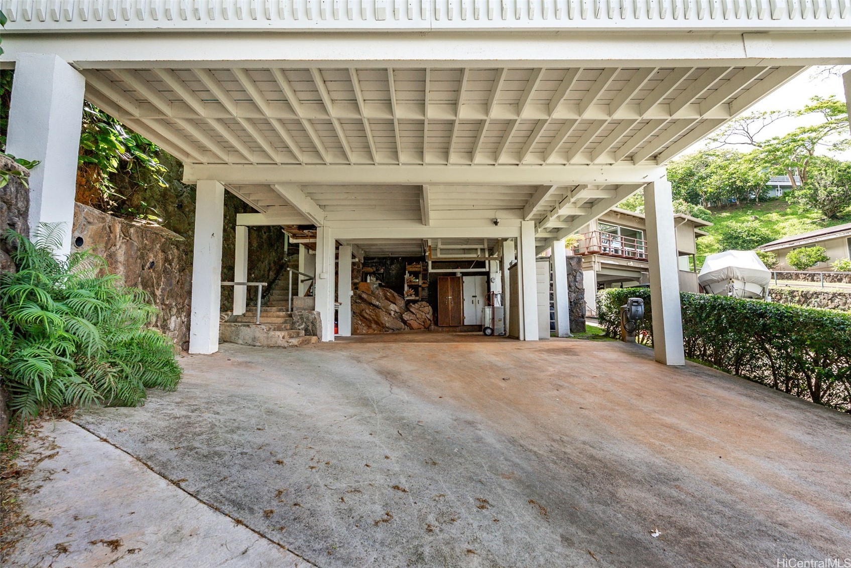 47-348 Mawaena Street