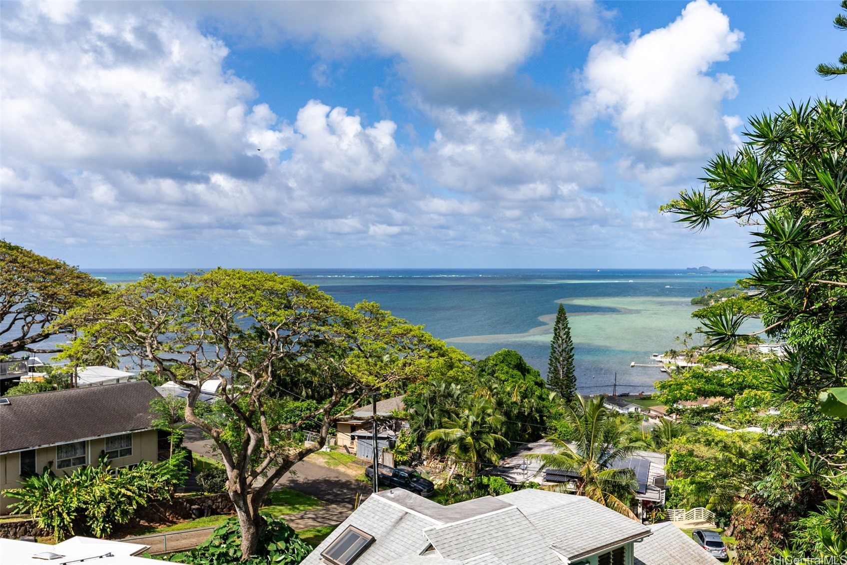 47-348 Mawaena Street