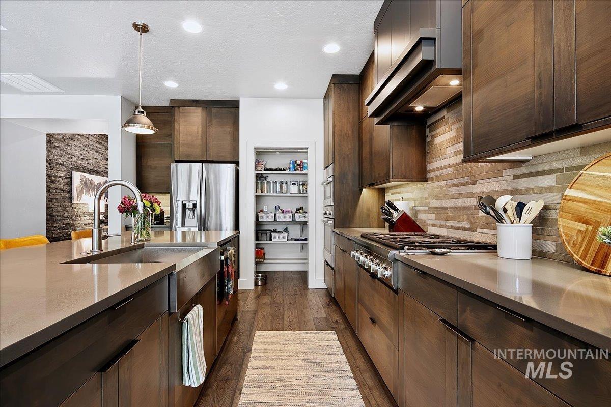 6179 W Ina Dr.
