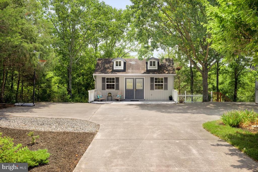 510 DEVLAND DRIVE