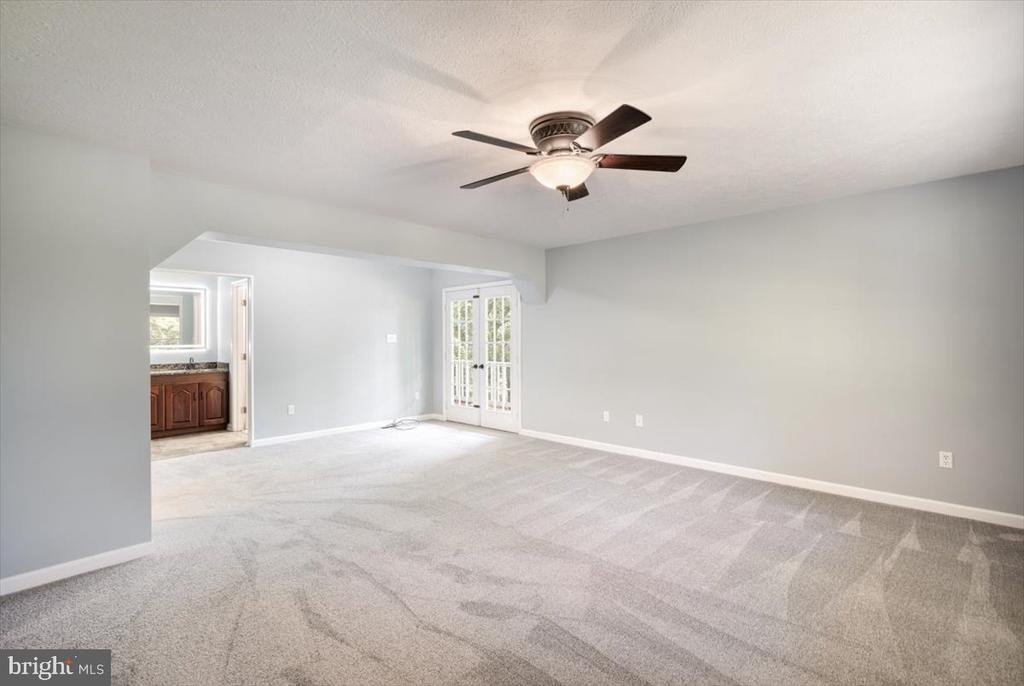 510 DEVLAND DRIVE