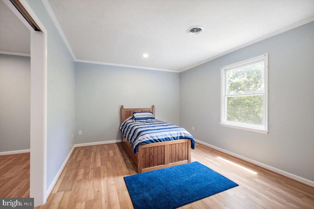 510 DEVLAND DRIVE