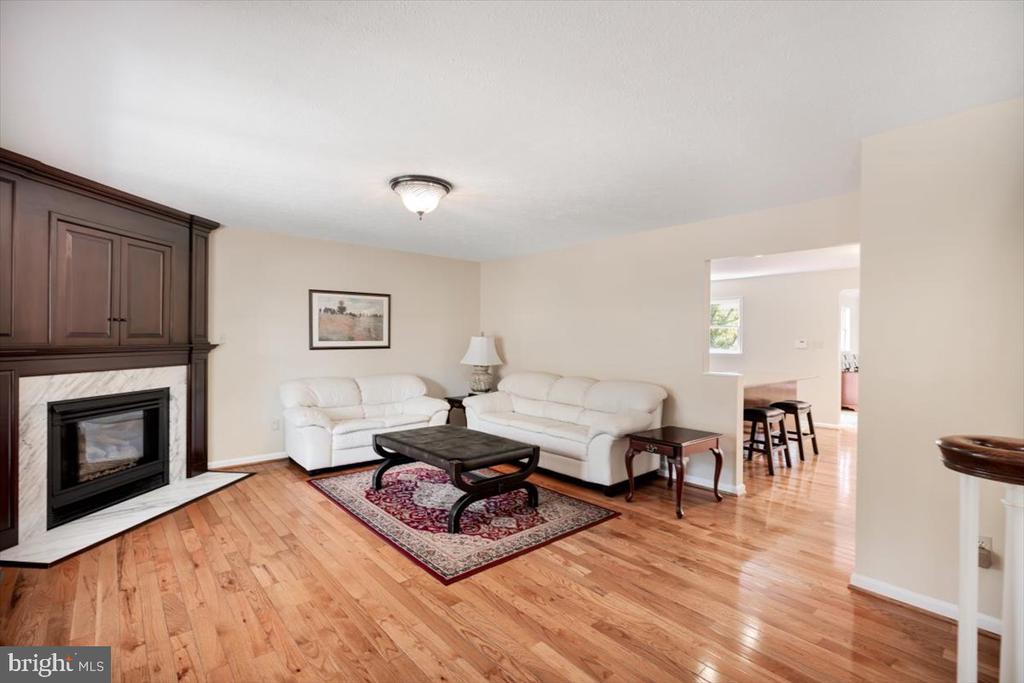 510 DEVLAND DRIVE