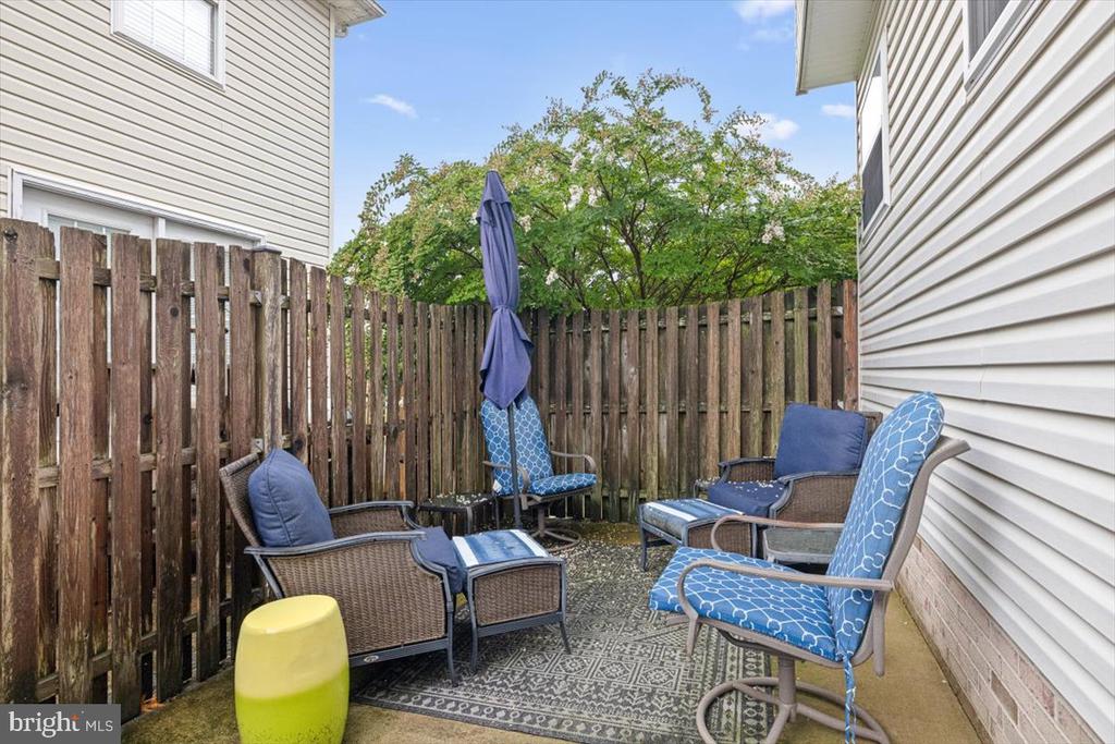 106 RUGBY PLACE
