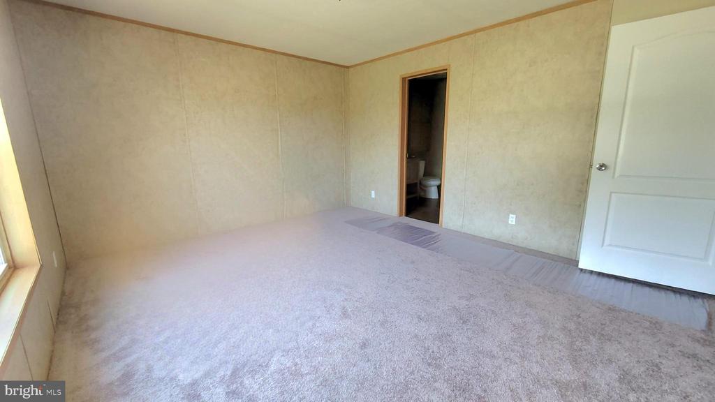 332 CALDWELL LANE