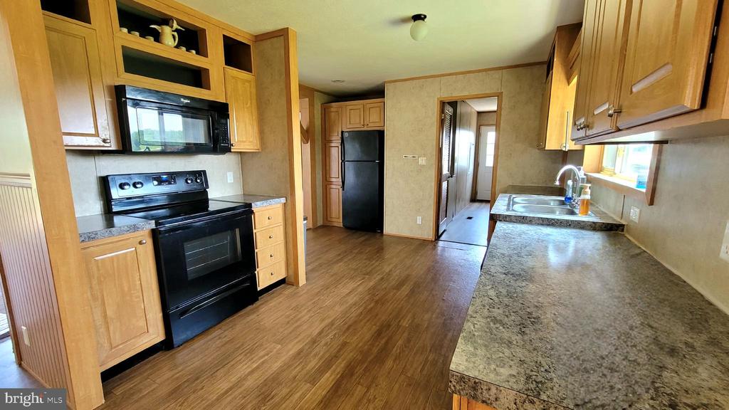 332 CALDWELL LANE