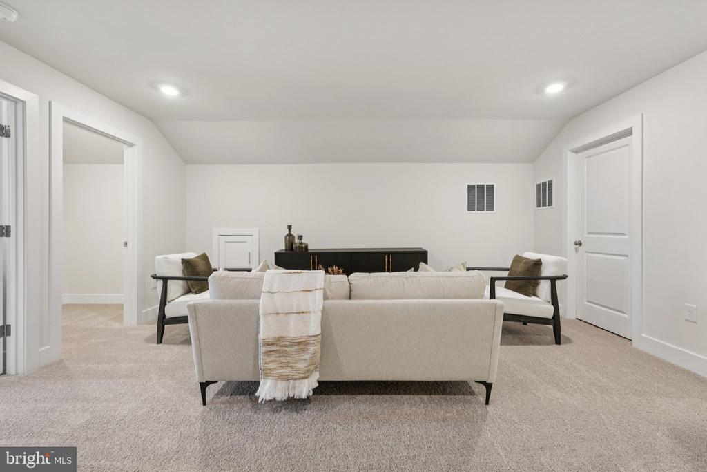 116 TRELLIS VIEW LANE
