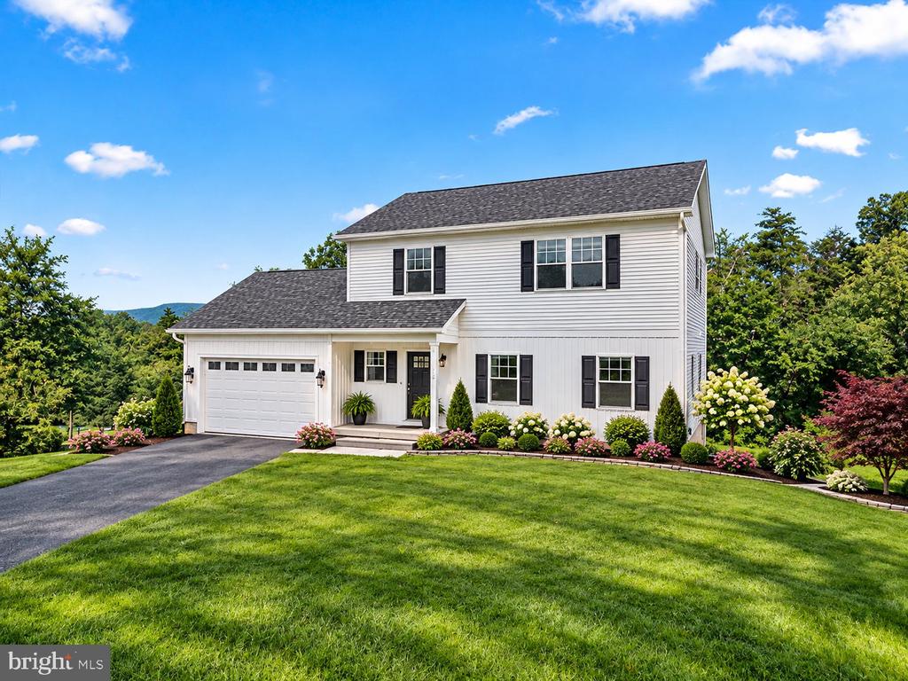 114 MEADOW WAY