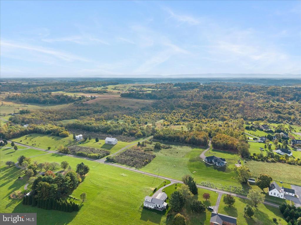 4035 CEDAR CREEK GRADE