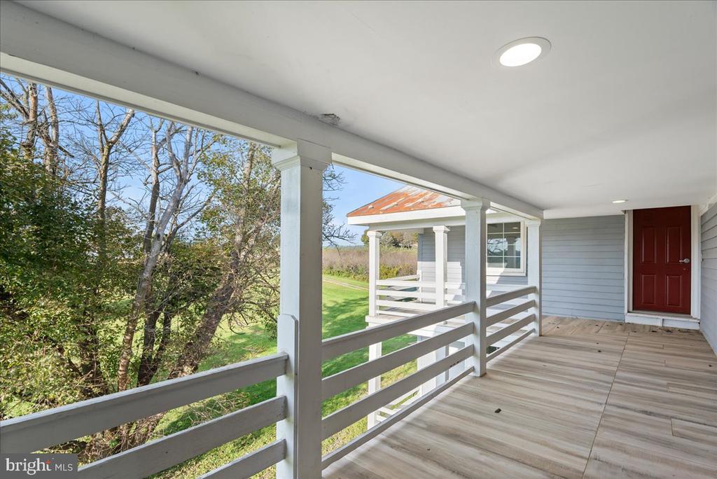 4035 CEDAR CREEK GRADE