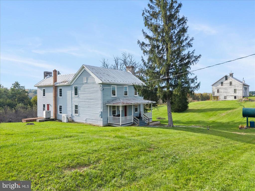 4035 CEDAR CREEK GRADE