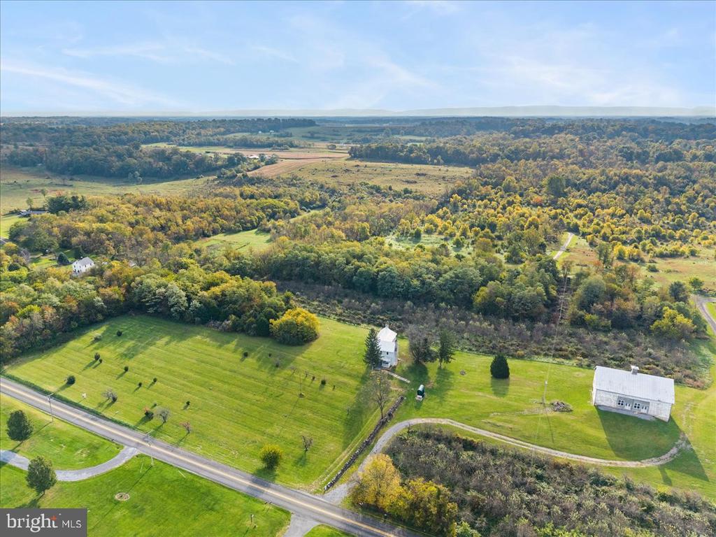 4035 CEDAR CREEK GRADE