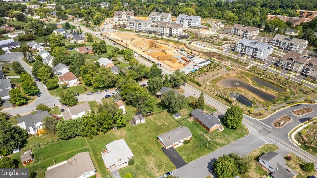 1508 PONDVIEW DRIVE