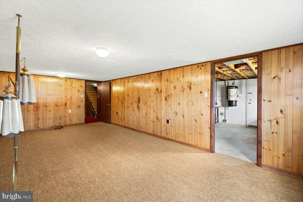 1508 PONDVIEW DRIVE