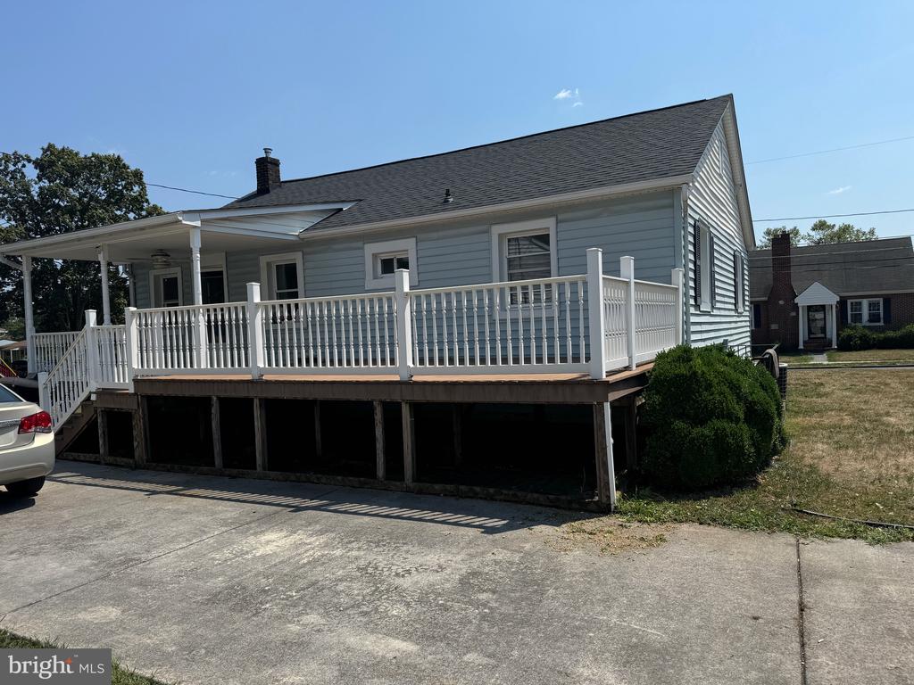 301 SHENANDOAH AVENUE