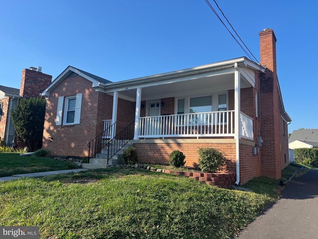 136 LAMBDEN AVENUE