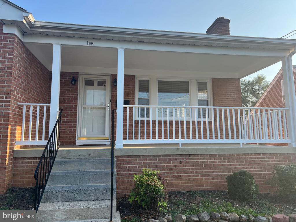 136 LAMBDEN AVENUE