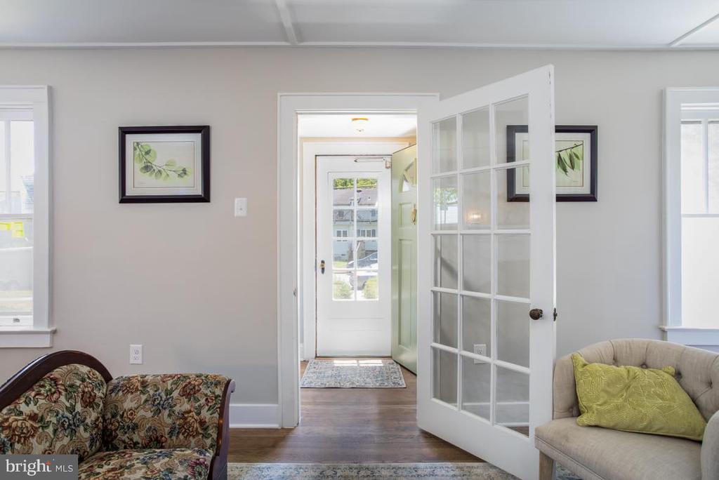716 FREDERICK AVENUE