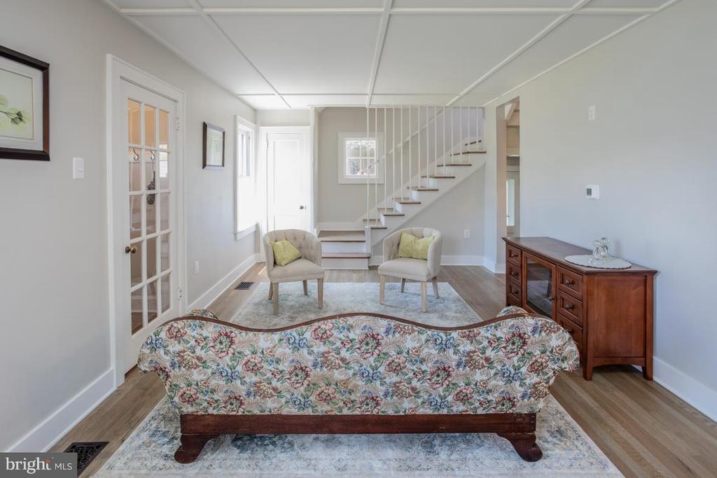 716 FREDERICK AVENUE