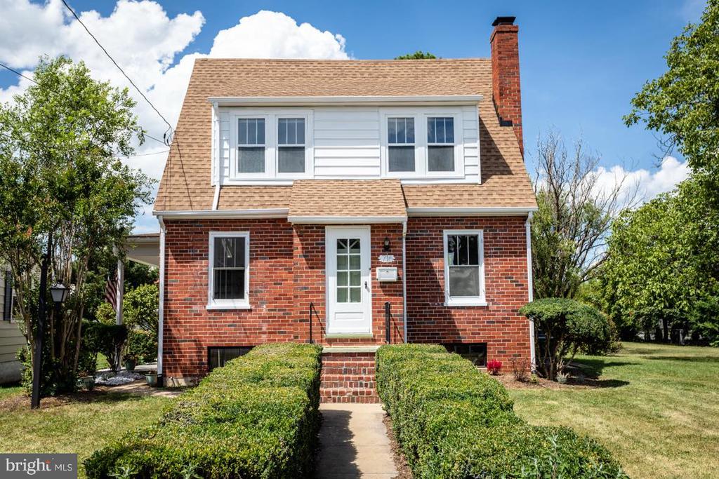 716 FREDERICK AVENUE