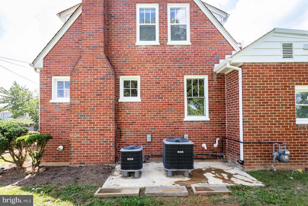 716 FREDERICK AVENUE