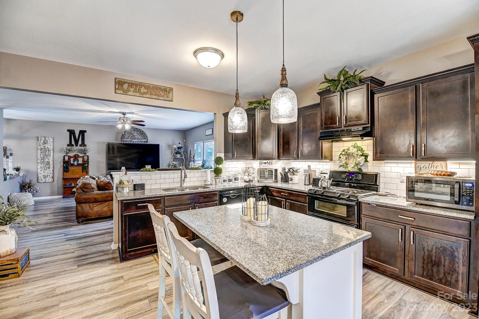 1048 Quail Field Place