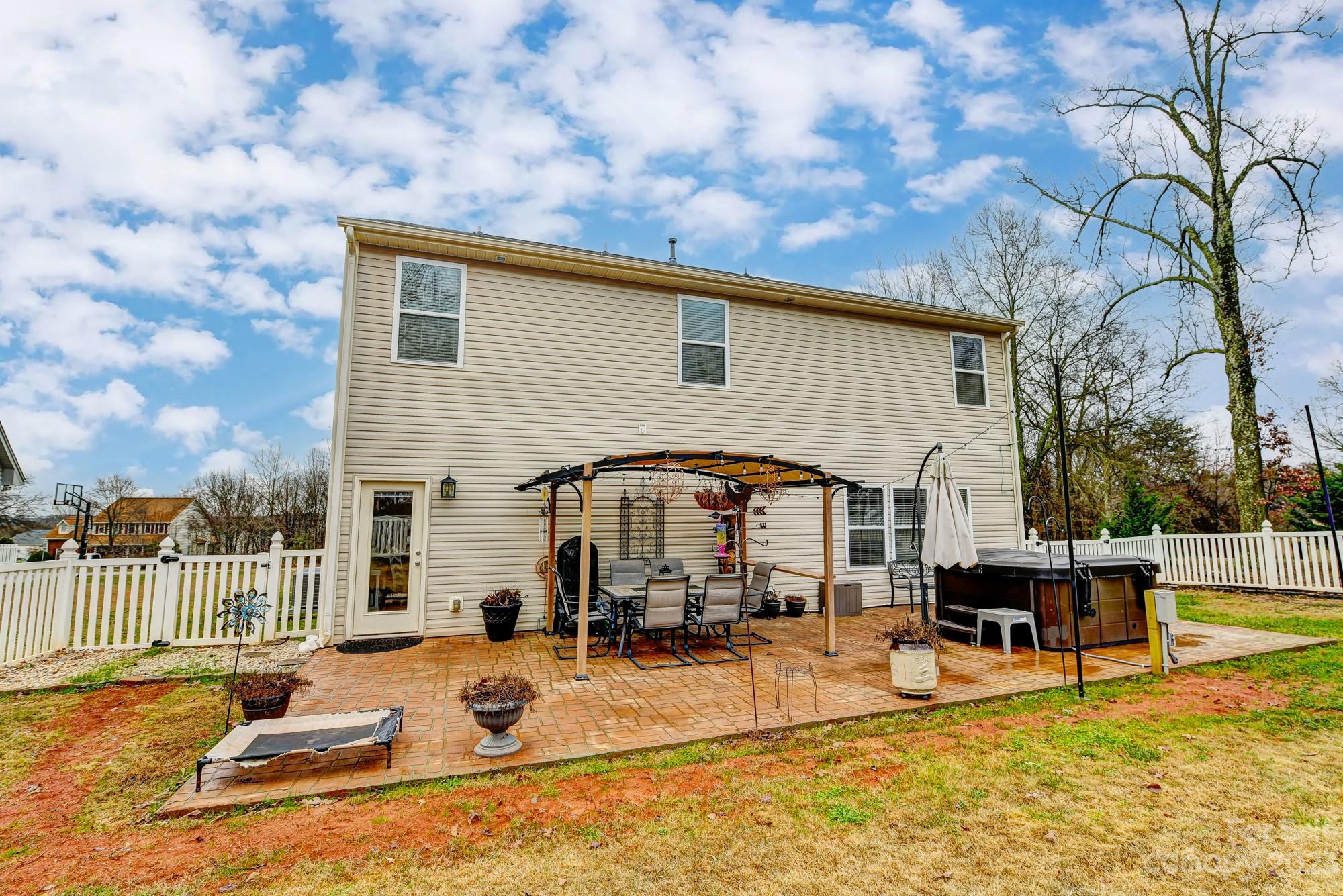 1048 Quail Field Place