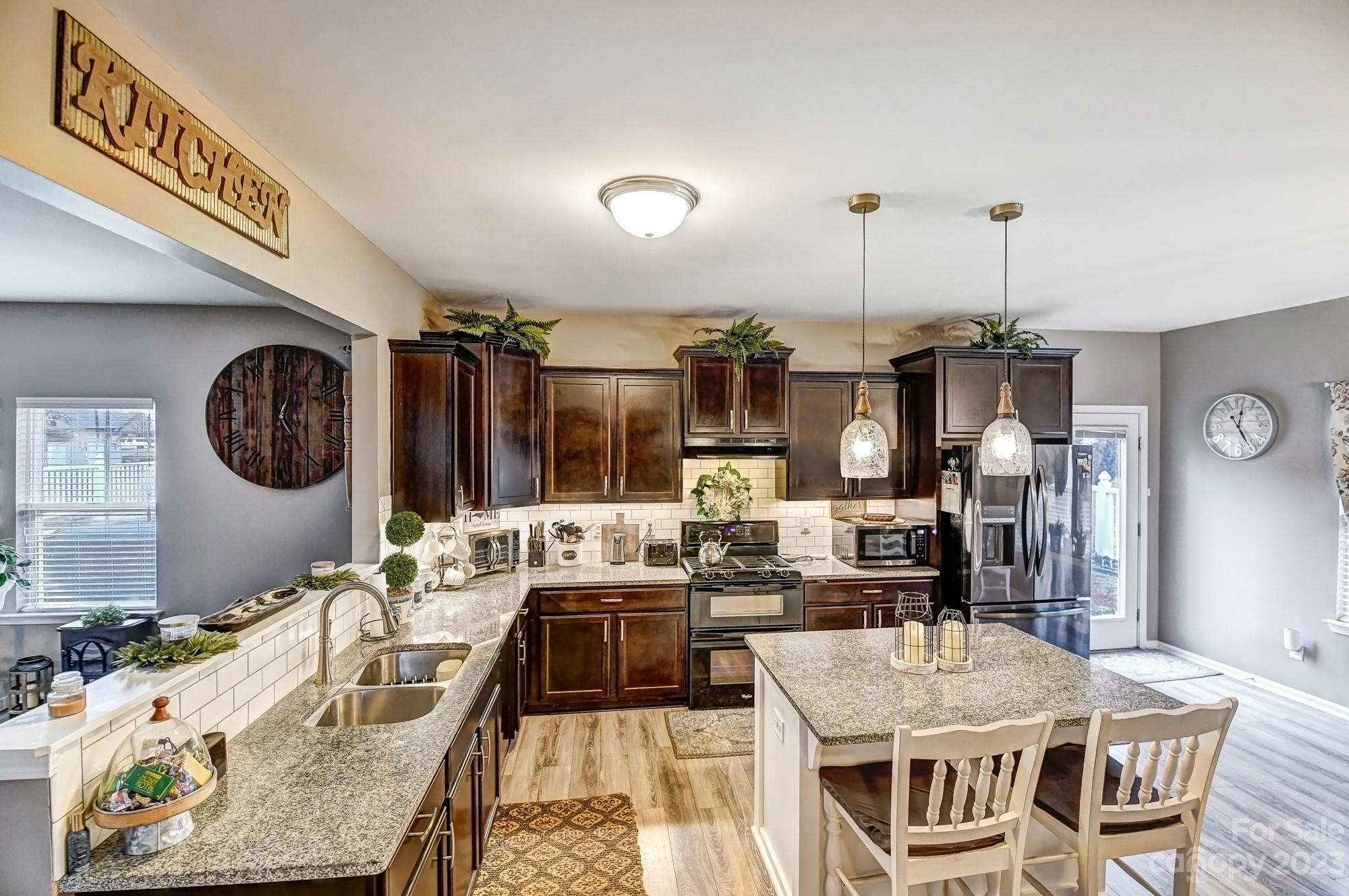 1048 Quail Field Place