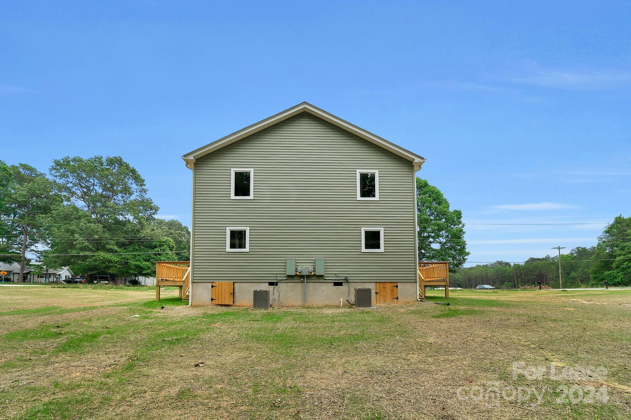 1112 Petes Road