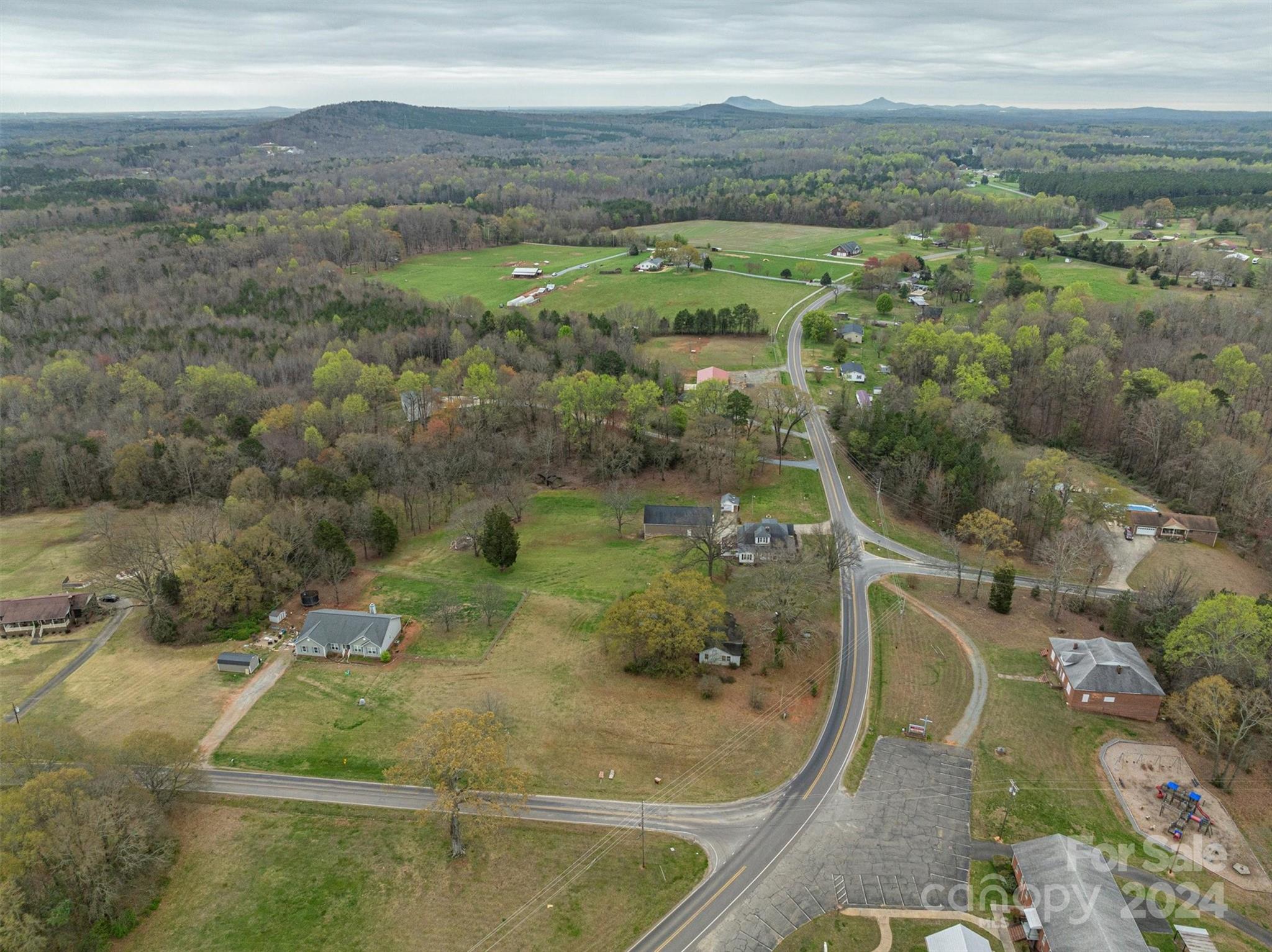 1114 Long Shoals Road