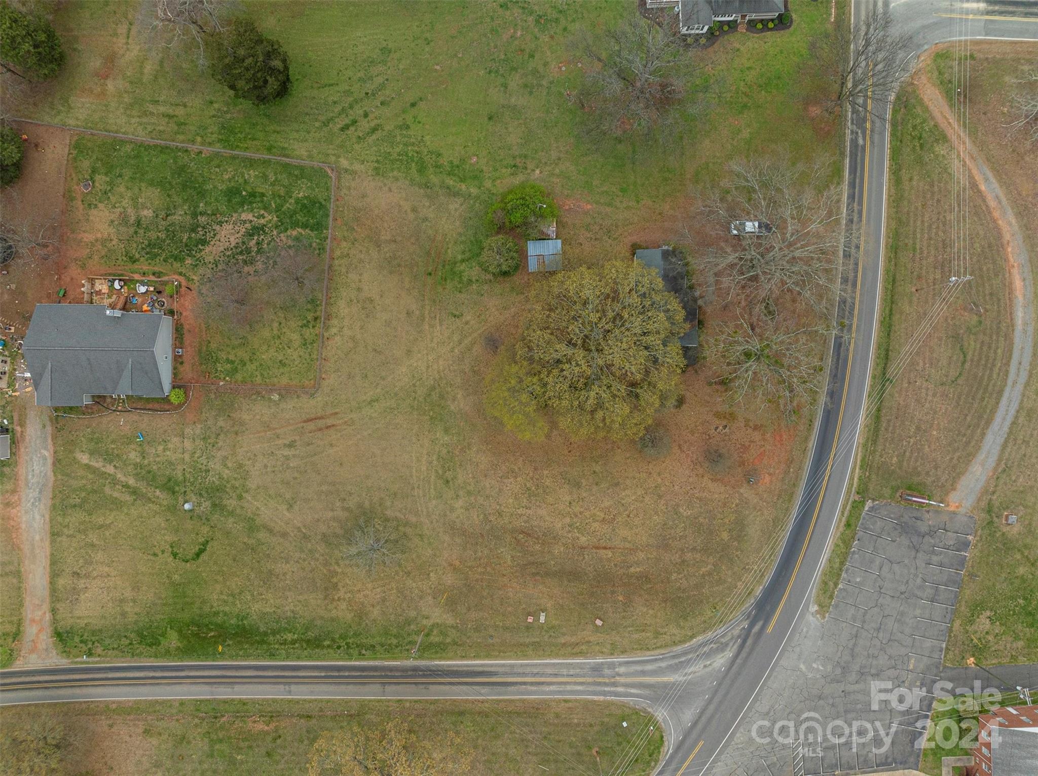 1114 Long Shoals Road