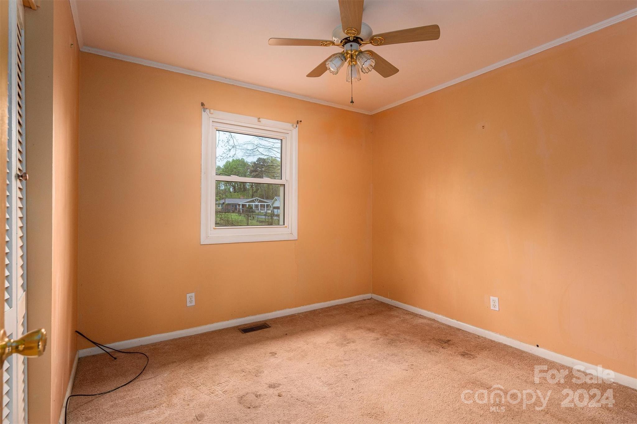 312 E Indiana Avenue