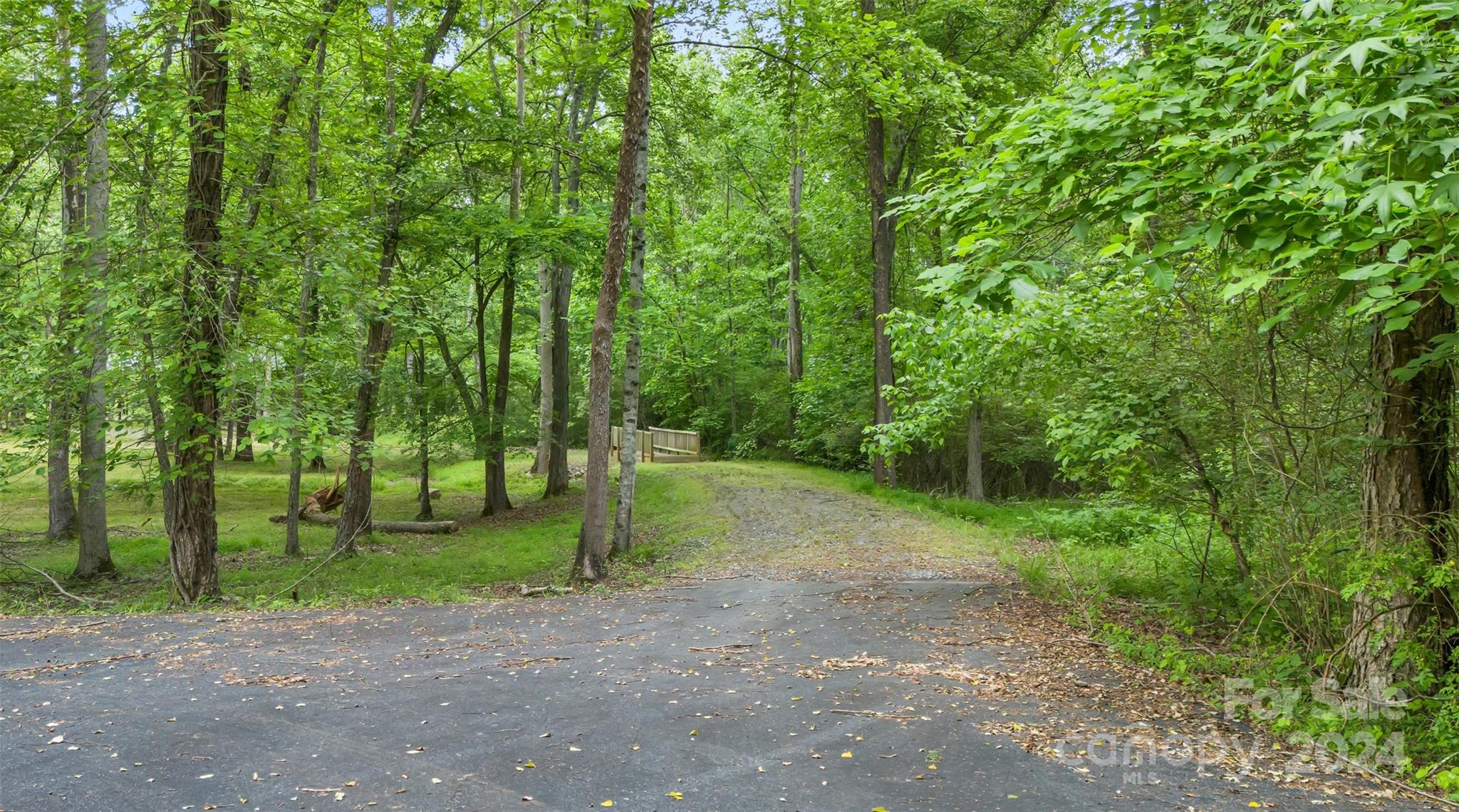 00 Broad River Highlands, 3-E, Drive