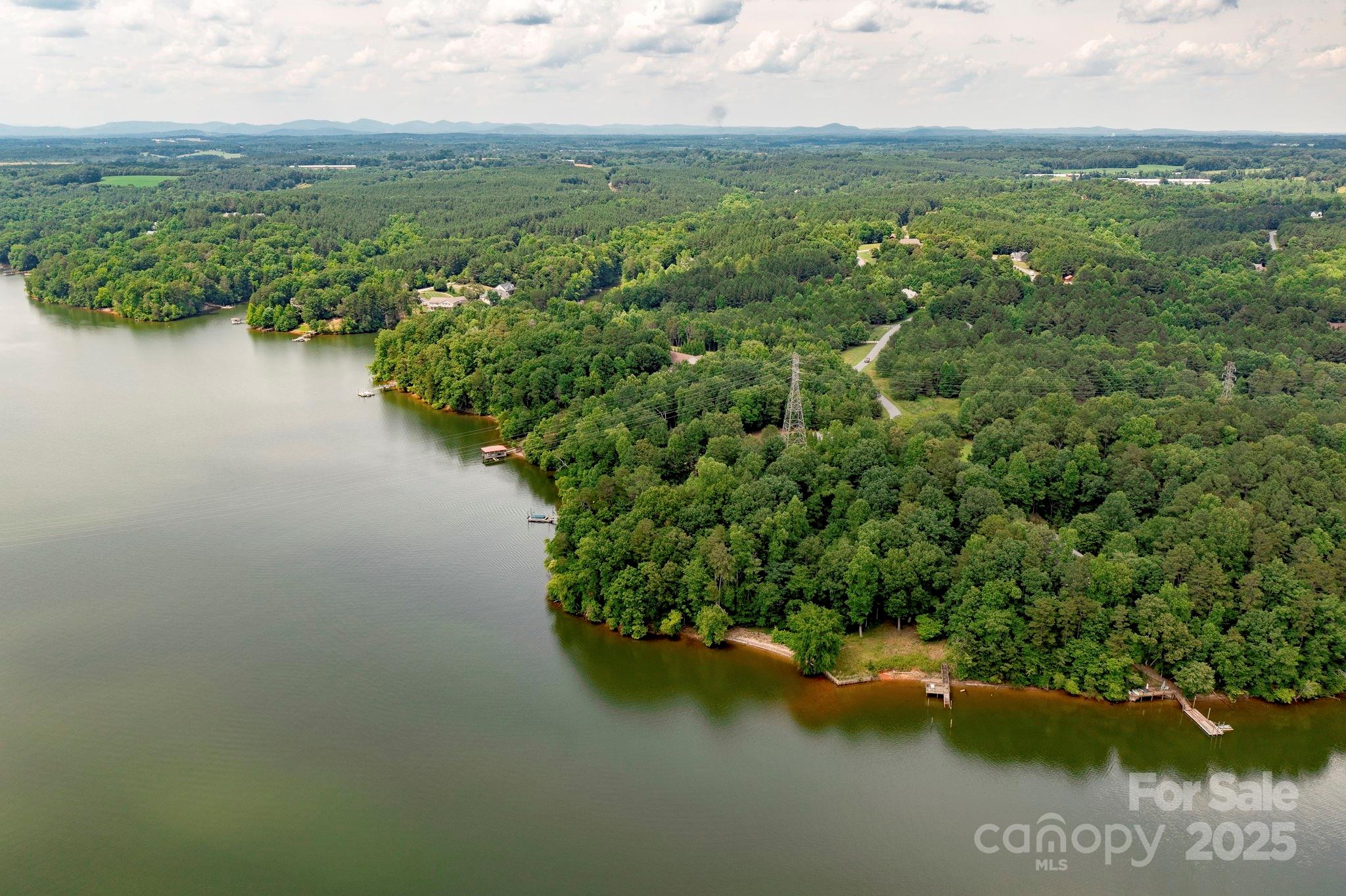 321 Rivercliff Drive Unit: 33