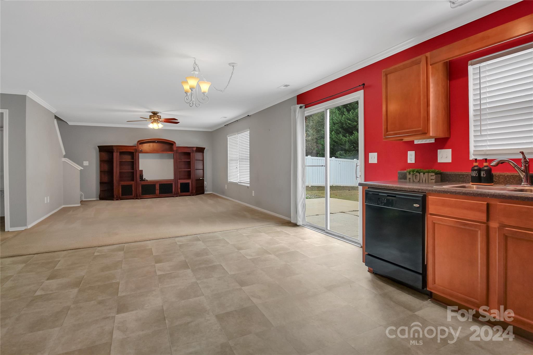 2532 Sweet Birch Court