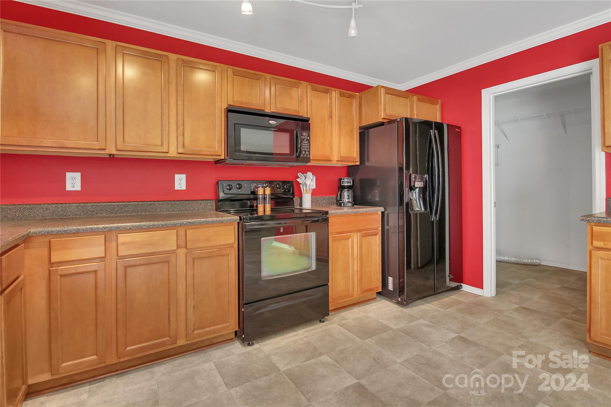 2532 Sweet Birch Court