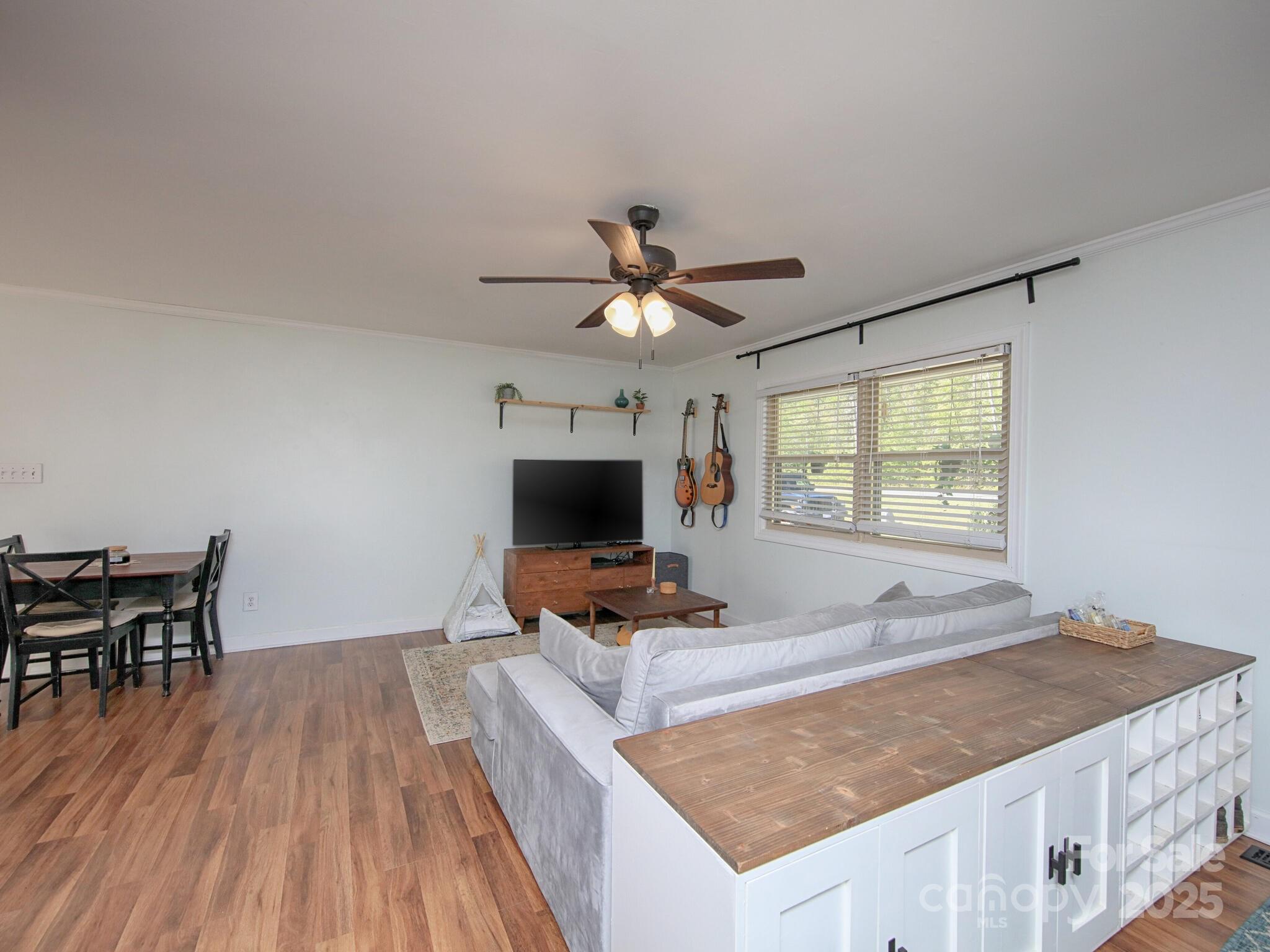 5260 NC Hwy 73 Highway