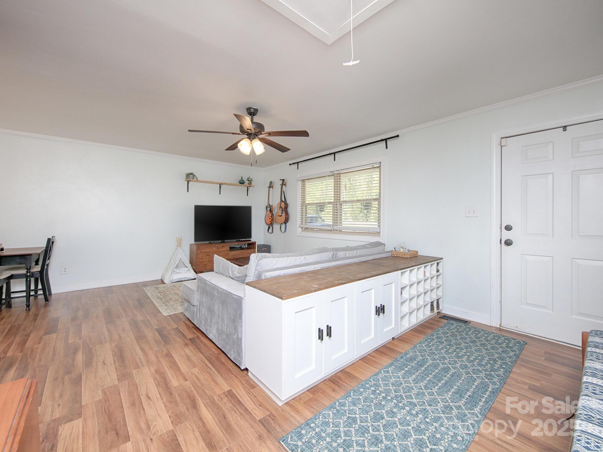 5260 NC Hwy 73 Highway